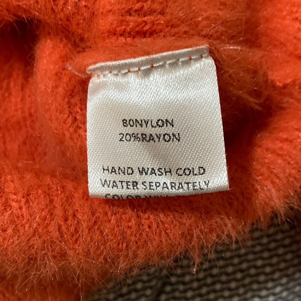 Cropped Fuzzy V-Neck Cardigan Sweater - Orange - Picture 10 of 11